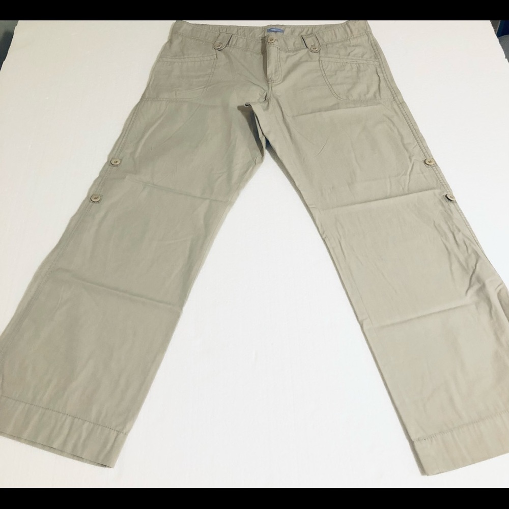Gap Maternity Khaki Pants Rolls Up Convertible Capri Women’s Size 16 - Picture 5 of 10